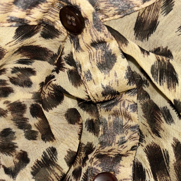 Dots Cheetah Print Sheer Button Up Women’s Size Medium - Picture 9 of 9